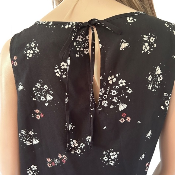 Cabi Floral Tunic Top Tank Blouse Sleeveless Keyhole back tie ruching XL NWOT - Picture 7 of 10